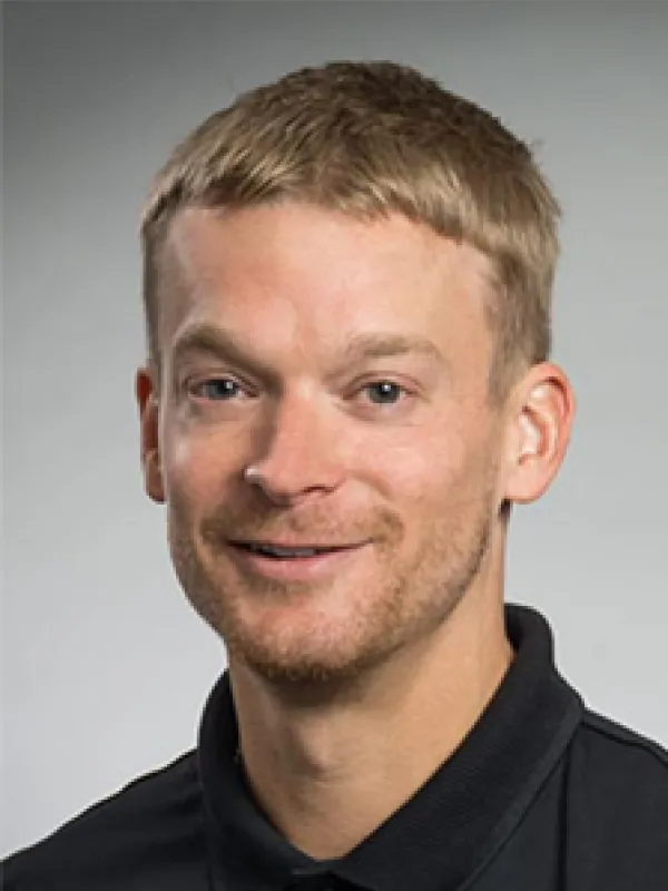 Brett Gregory