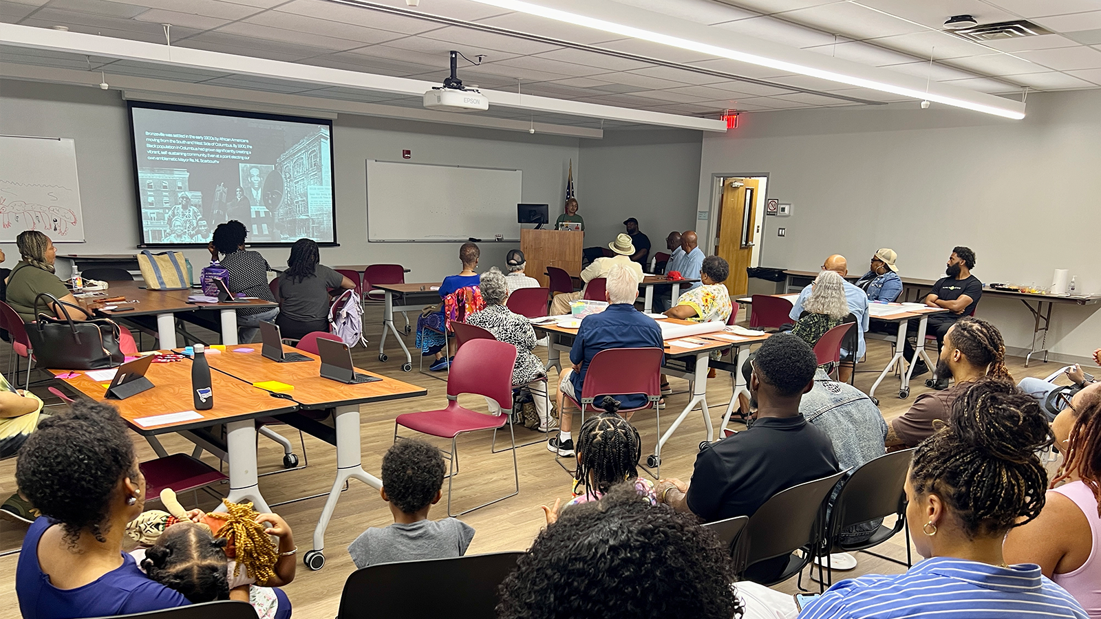 Shelbi Toone speaking at the Bronzeville Universe workshop